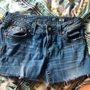 Miss Me Shorts. Size 30